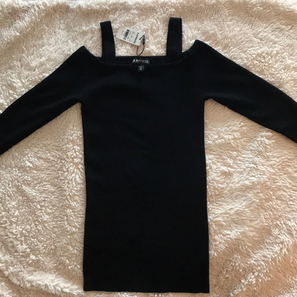 Express cold shoulder black top